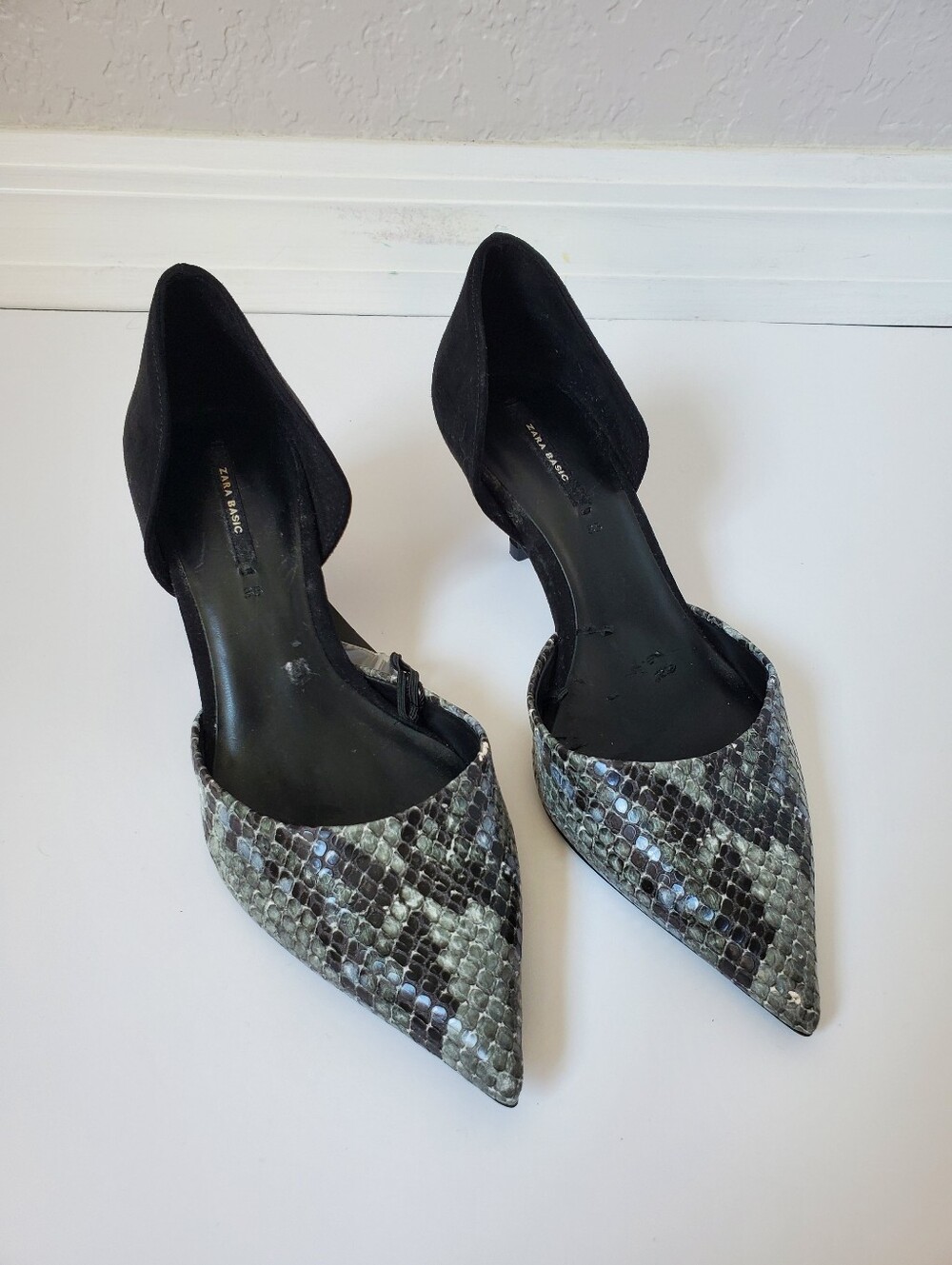 Zara Basic Collection Black & Gray Snake-Print Pointed Toe D'Orsay Heels Size 5